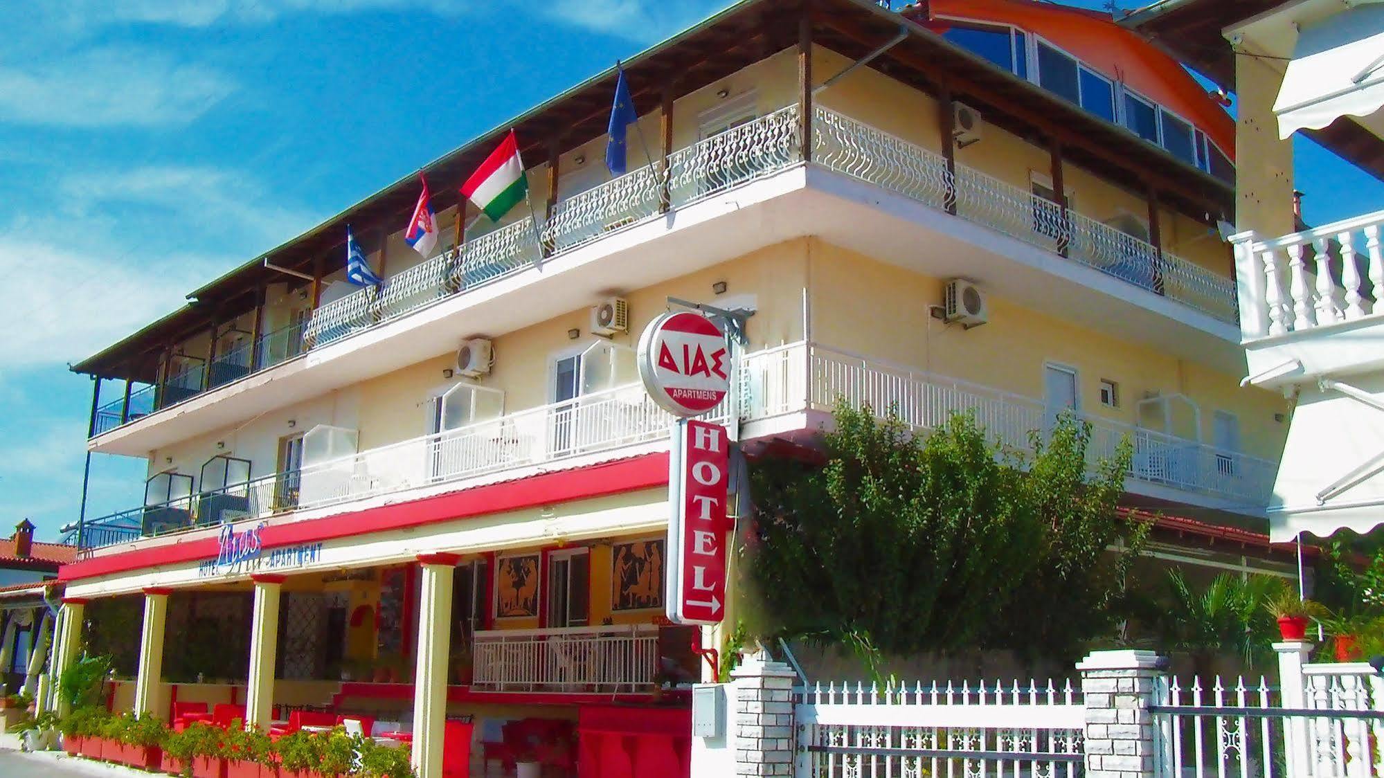 Hotel Dias Apartment Makrygialos Exteriör bild